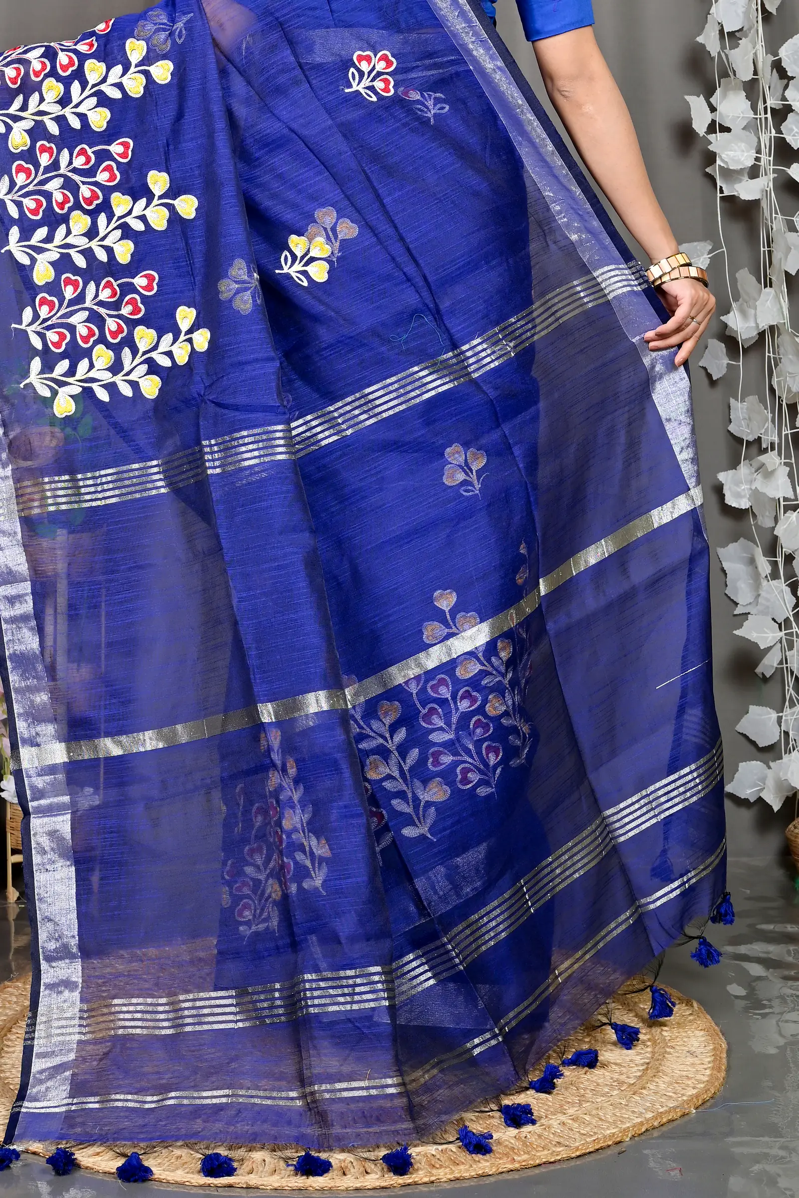 Blue Cotton Blended Paroni Embroidery Handloom saree (499)